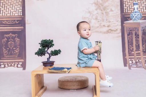 代怀包生男孩机构宝宝反复发烧呕吐