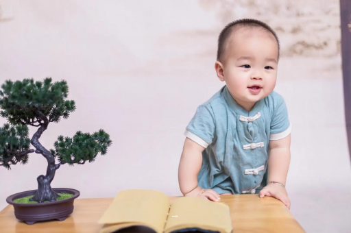 代怀包生男孩机构怀孕中期总是口渴